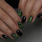 Halloween cat's eye nails