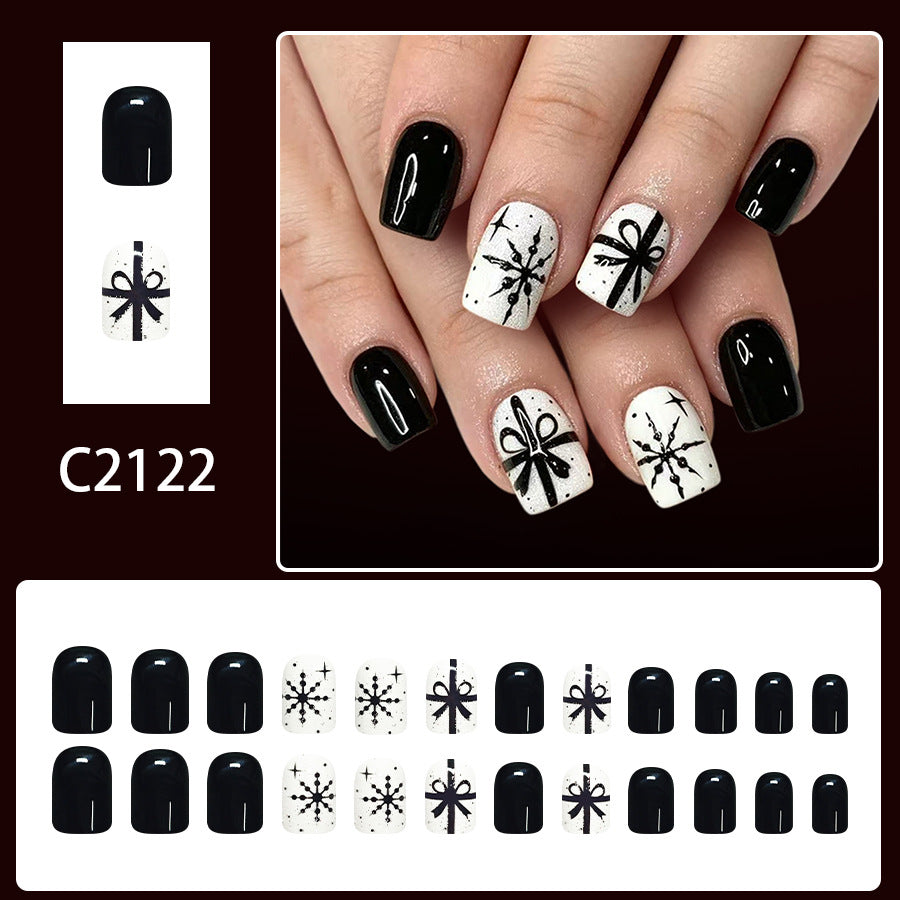 24pcs Short Square Black and white snowflake Christmas Nails