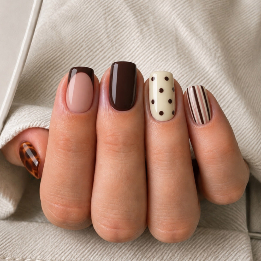 Bitter chocolate nails
