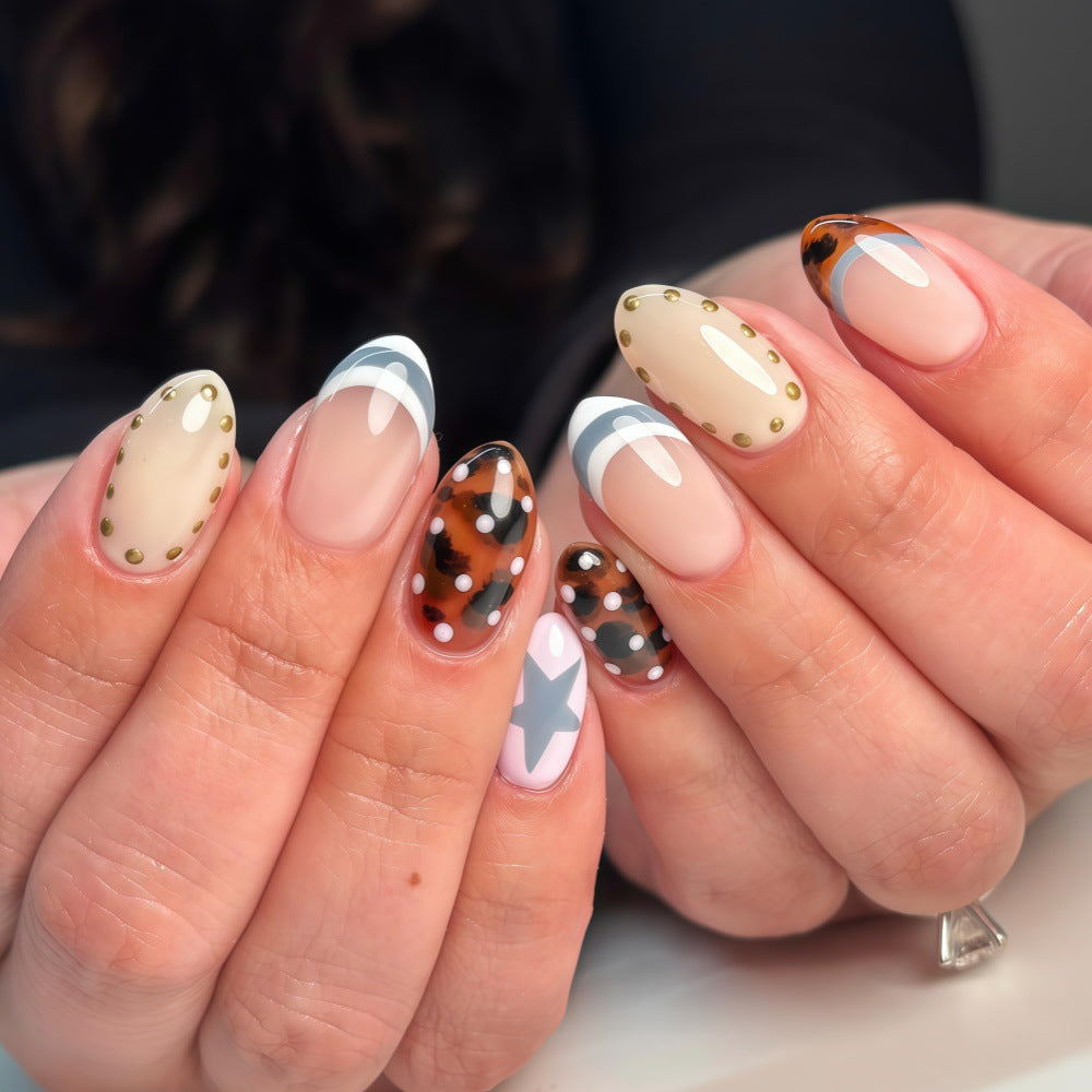 Dot pattern grey-blue French Nails
