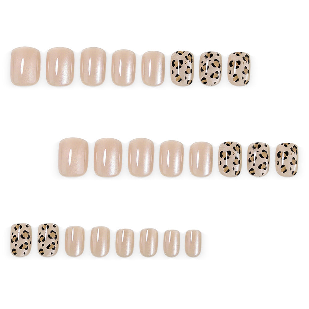 Crystal leopard print nails