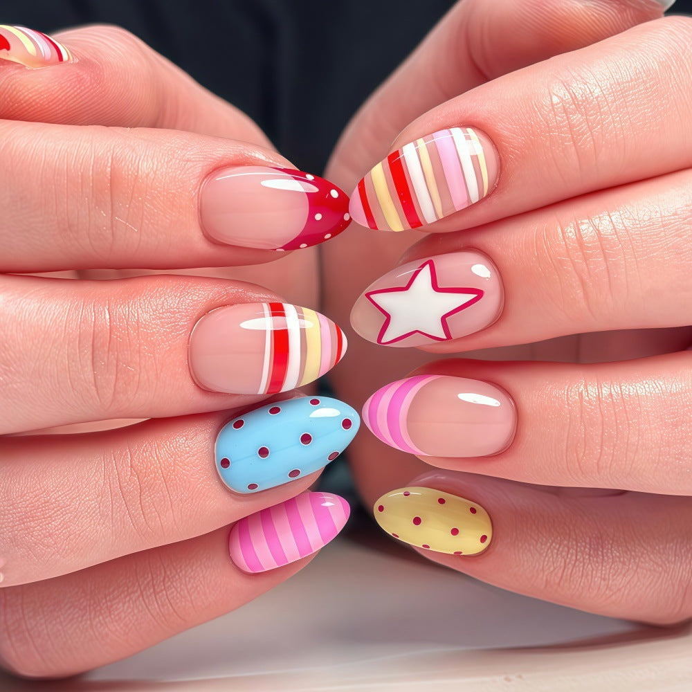 Macaron polka dot nails