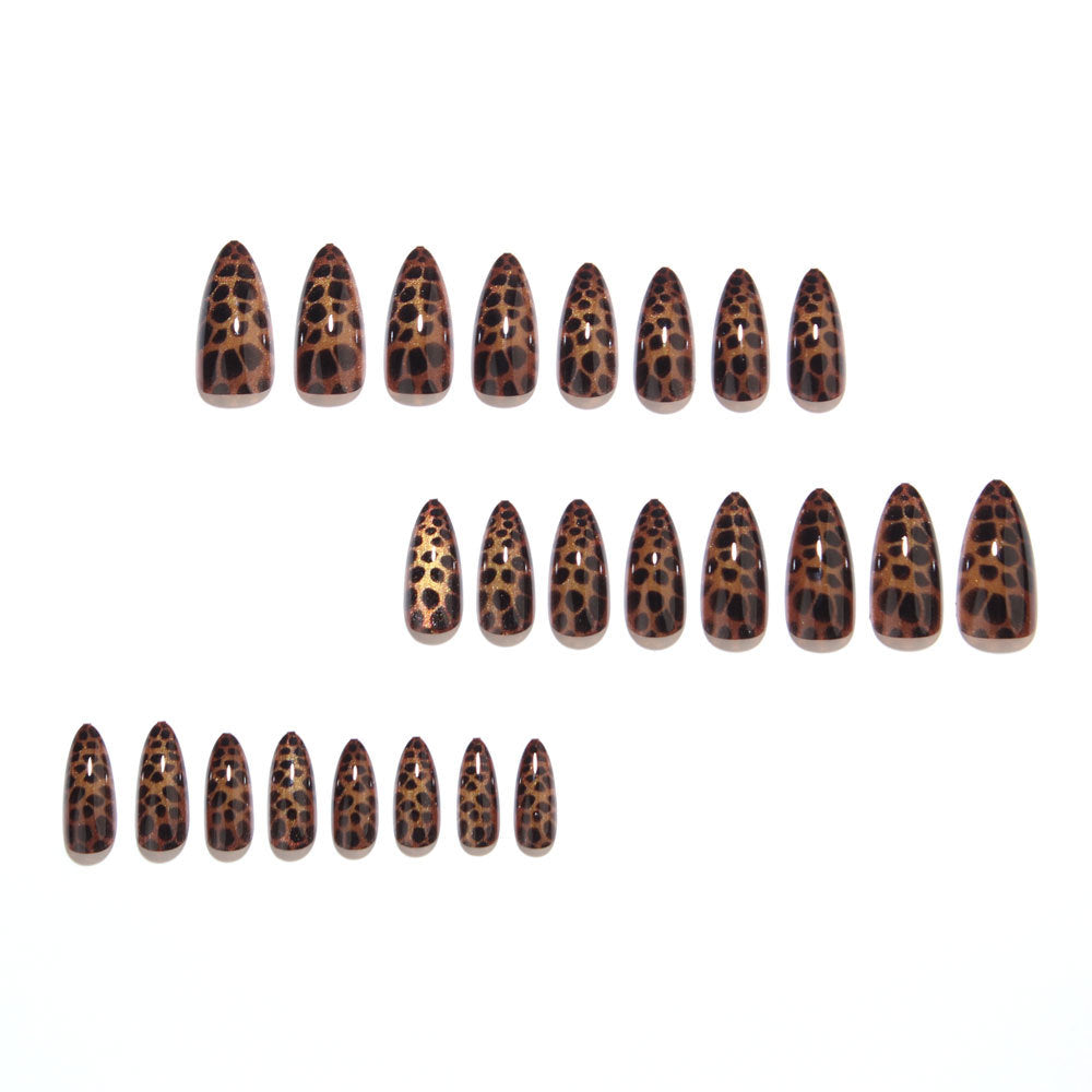 Amber leopard print nails