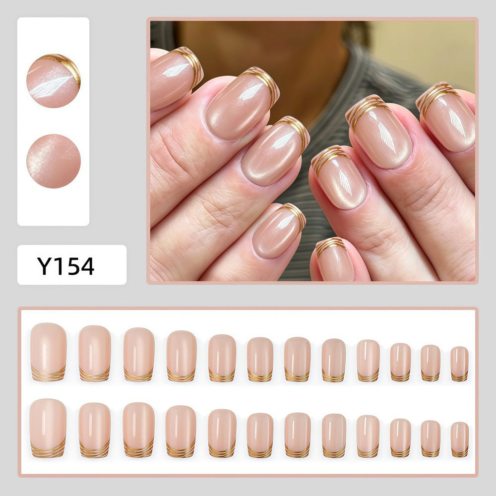 Moonlight gilded nails
