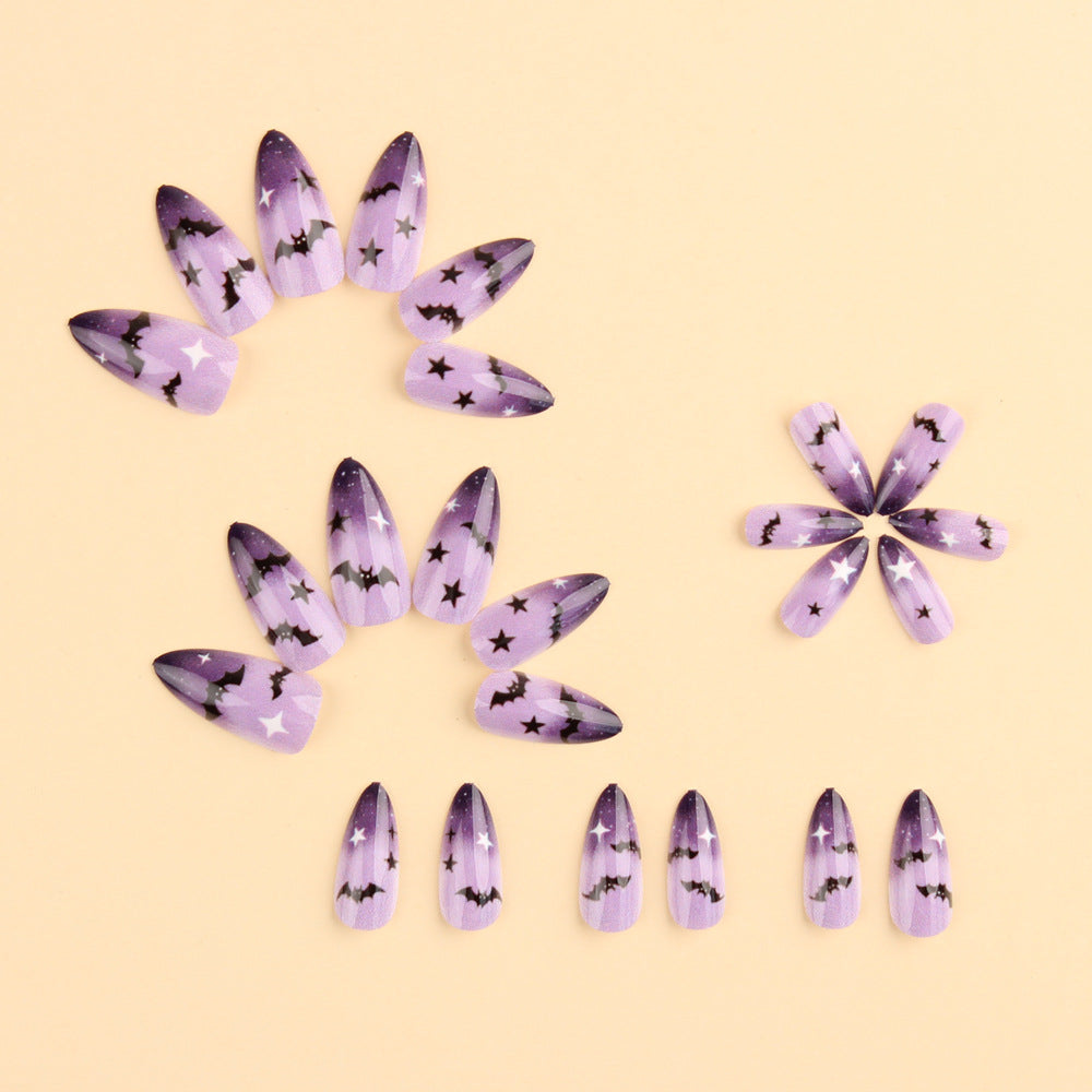 Gradient black bat nails