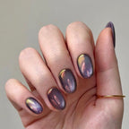 Short cat-eye nails