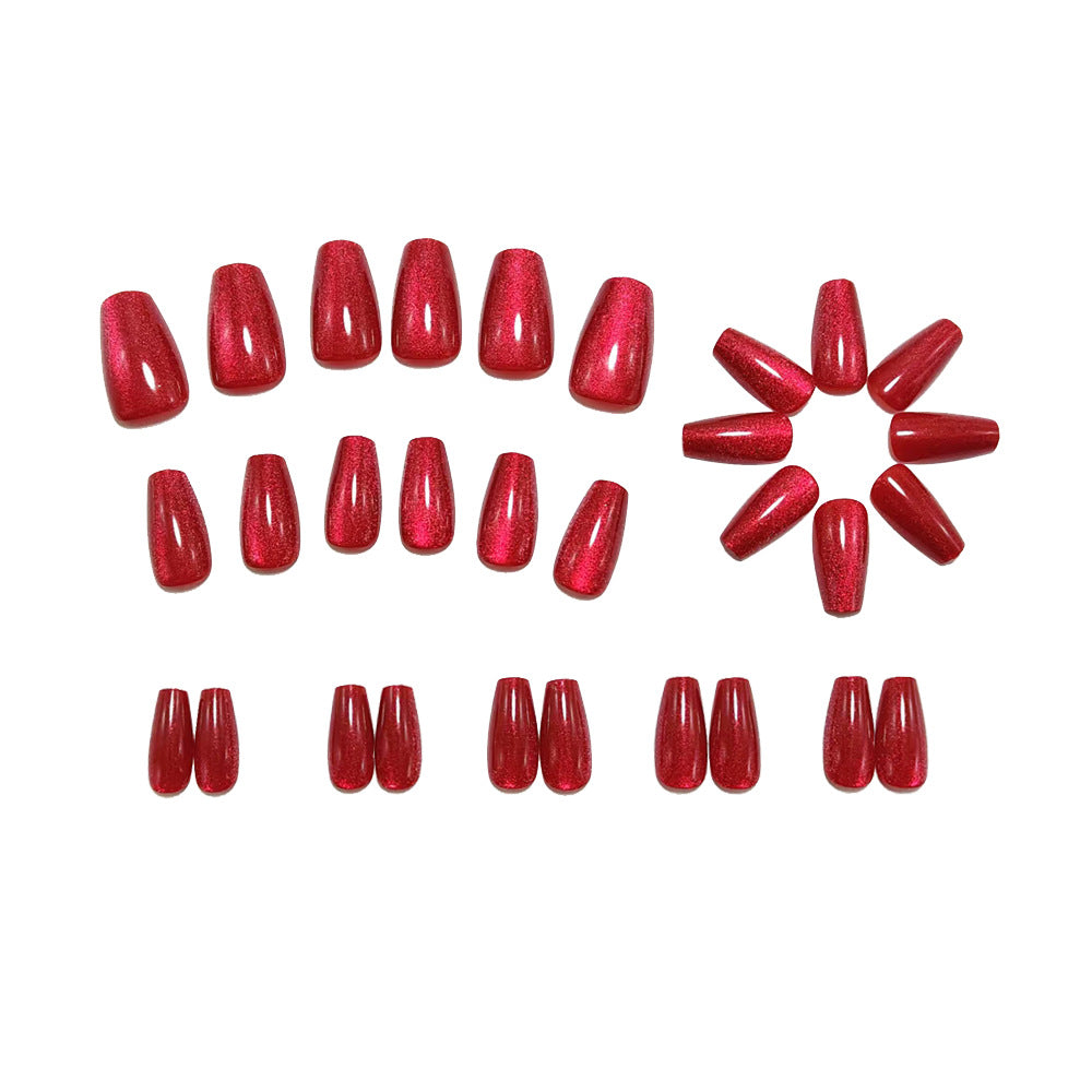 Red wine-colored cat-eye nails