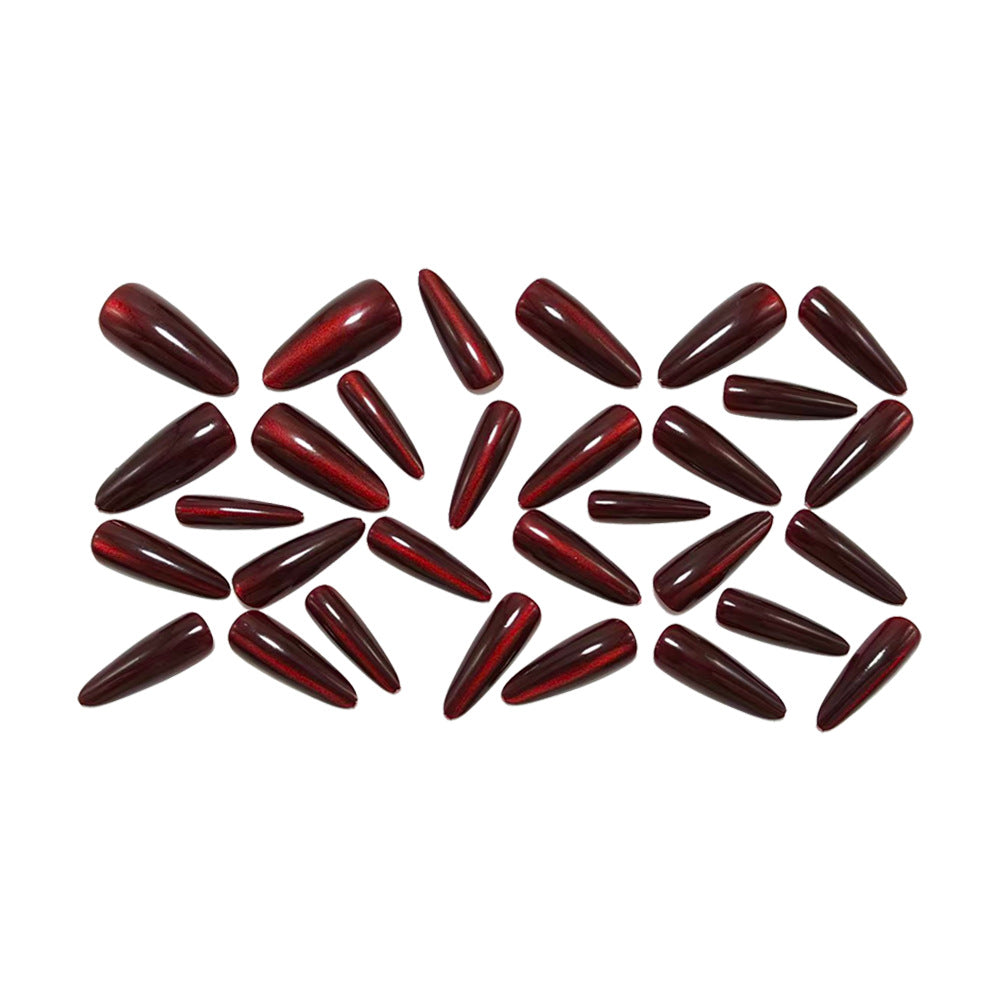 Red wine-colored cat-eye nails