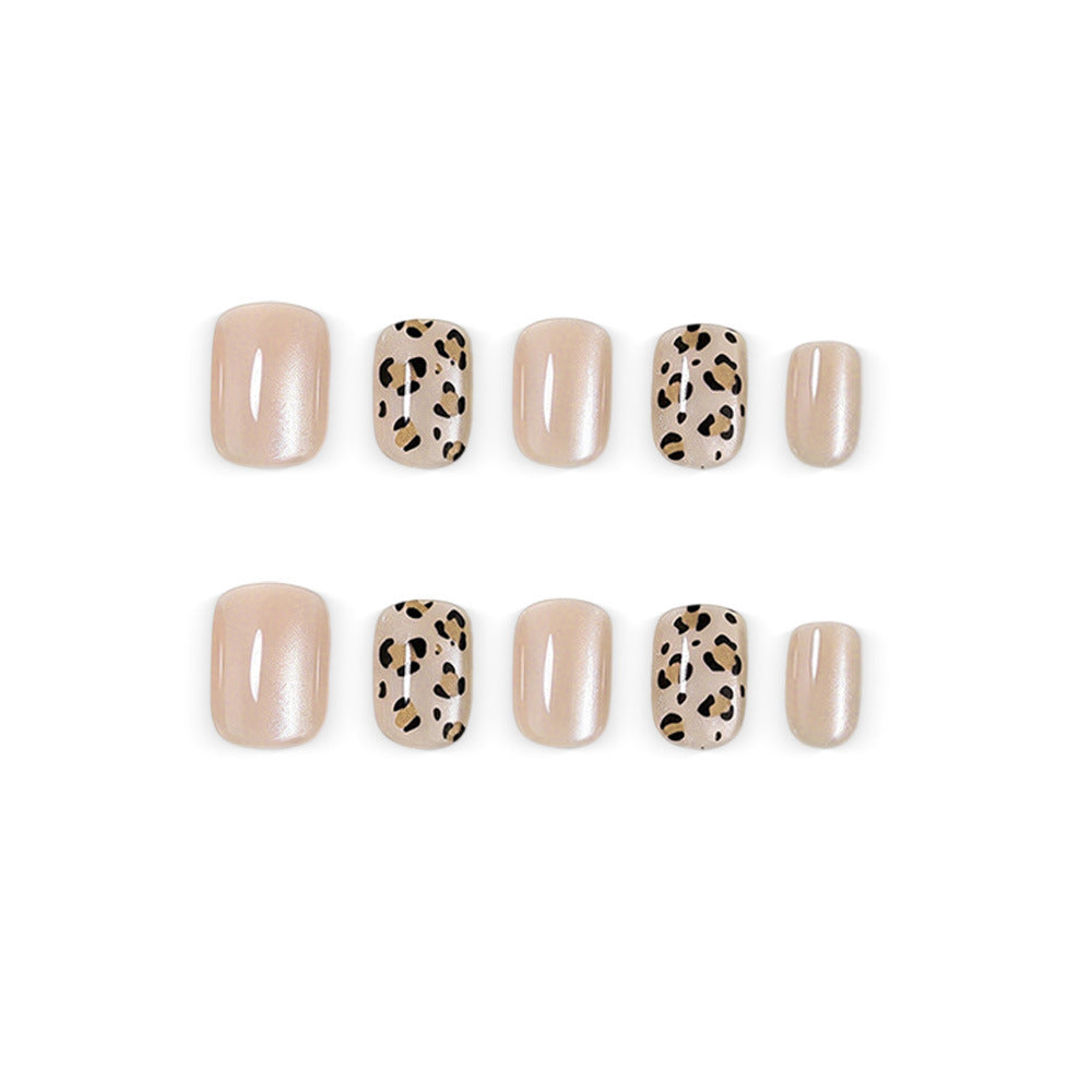 Crystal leopard print nails
