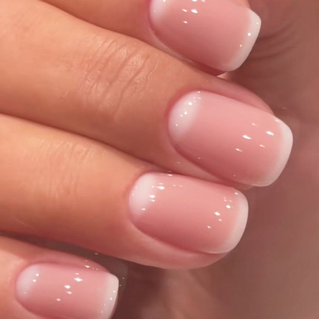 Gradient peach nails