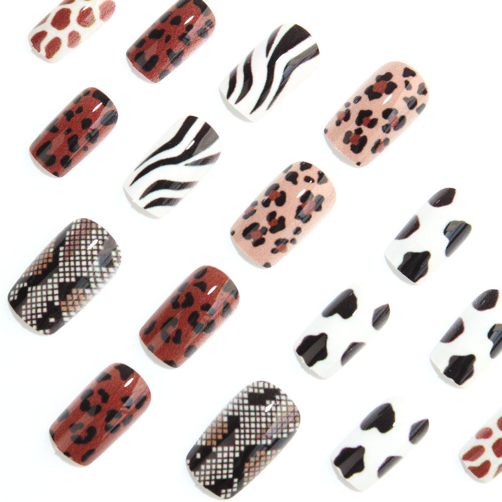 Zoo nails