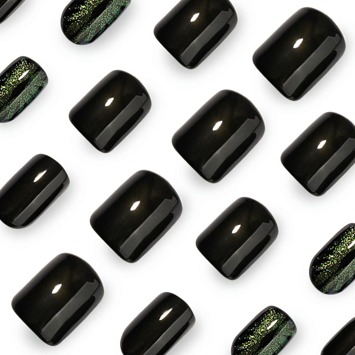 Halloween cat's eye nails