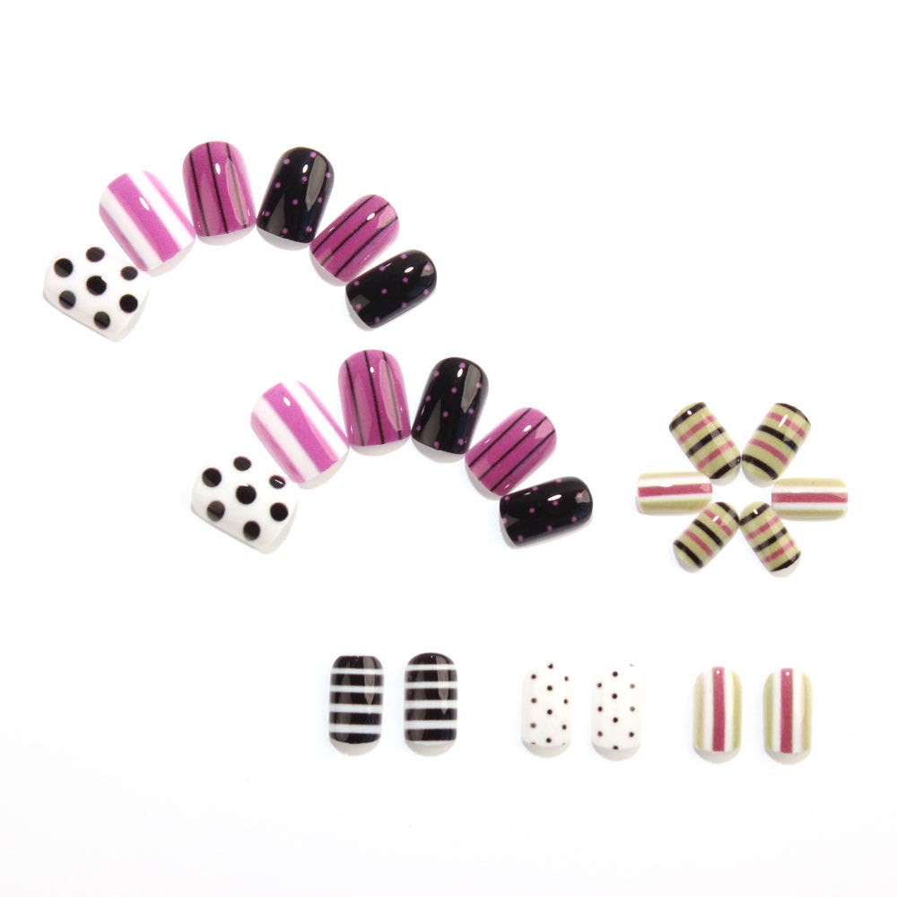 Mixed-color nails