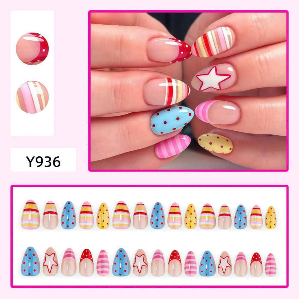 Macaron polka dot nails