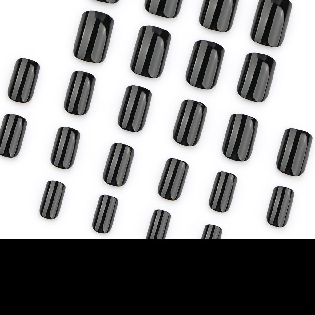 Classic black nails