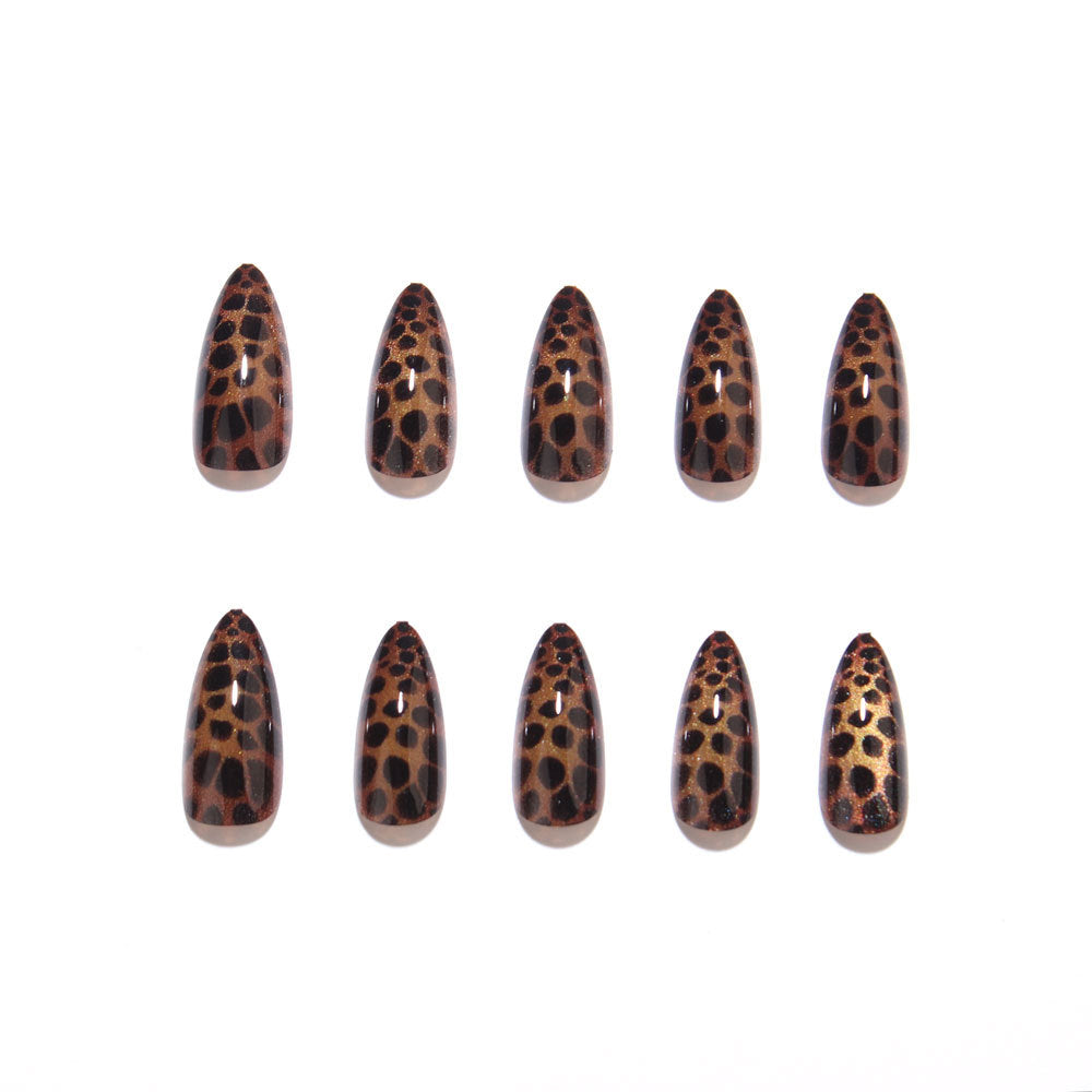 Amber leopard print nails