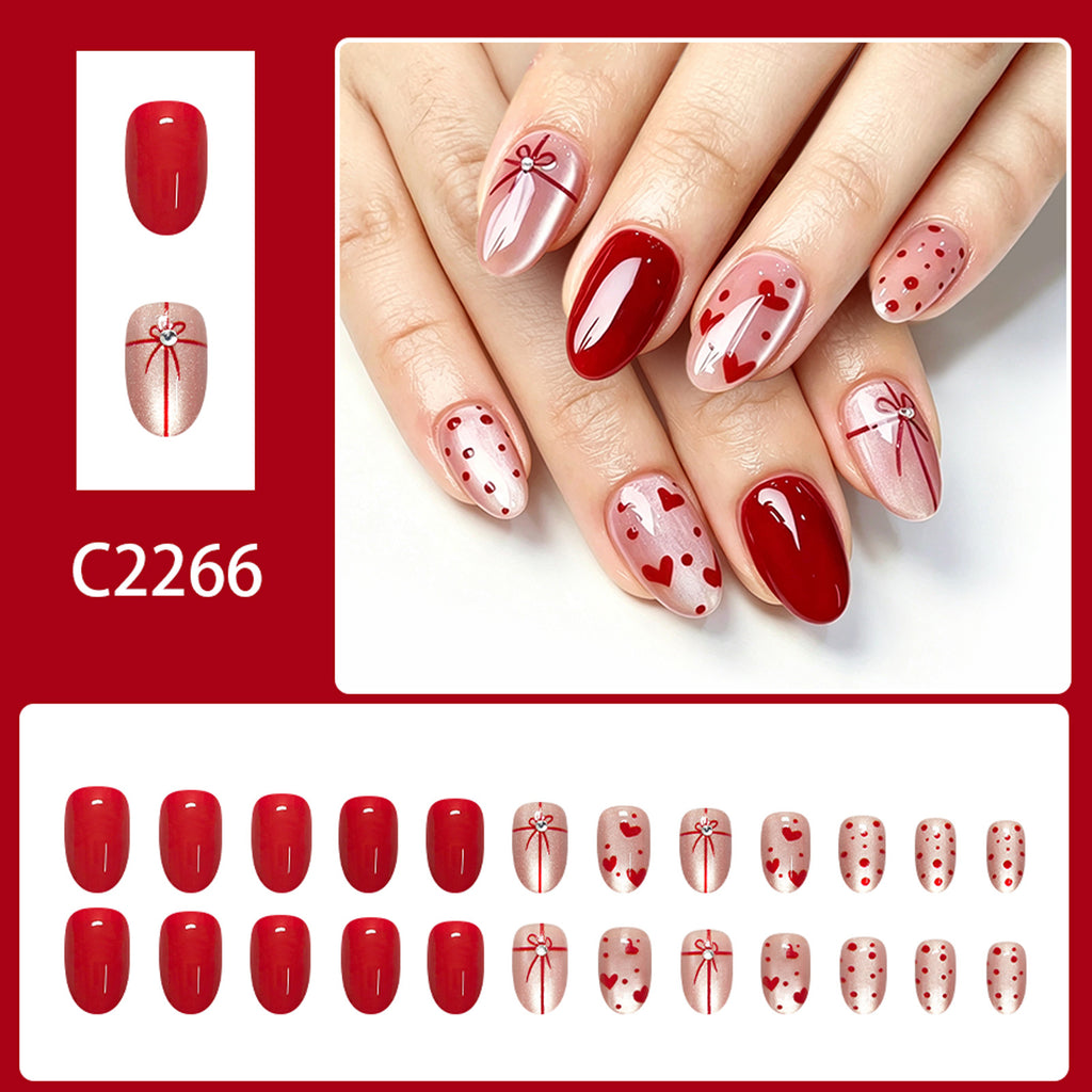 Heart-shaped ribbon nails