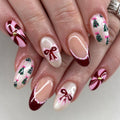 Sweet Christmas nails