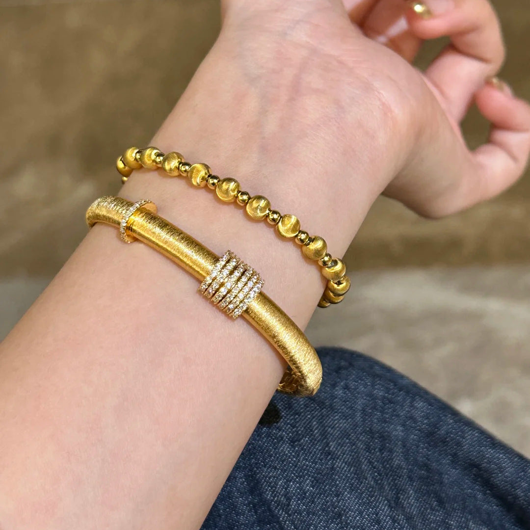 Golden Bracelet with Lucky Turn Pull-Thread Craftsmanship, High-End Luxury Wristband