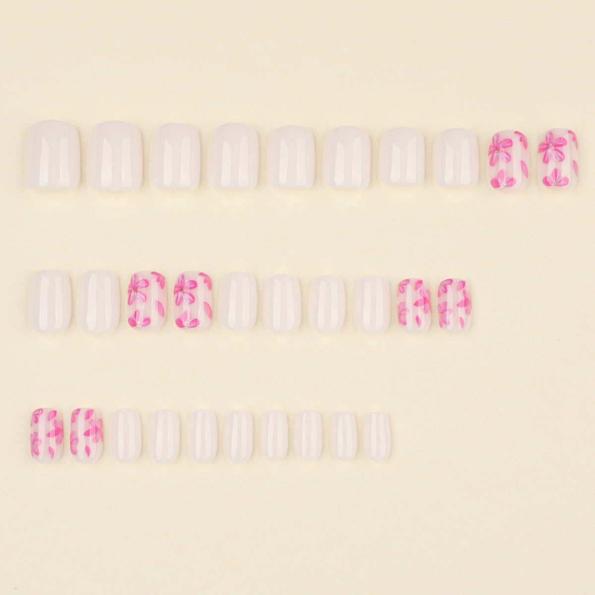Milk Daisy nails