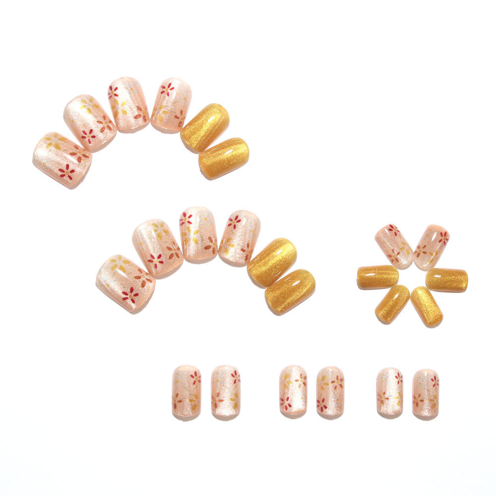 Turmeric Daisy nails