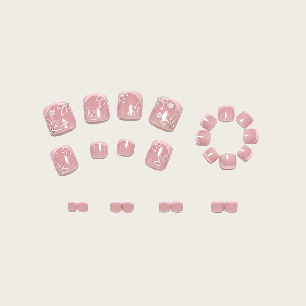 Floral-engraved diamond toe nails