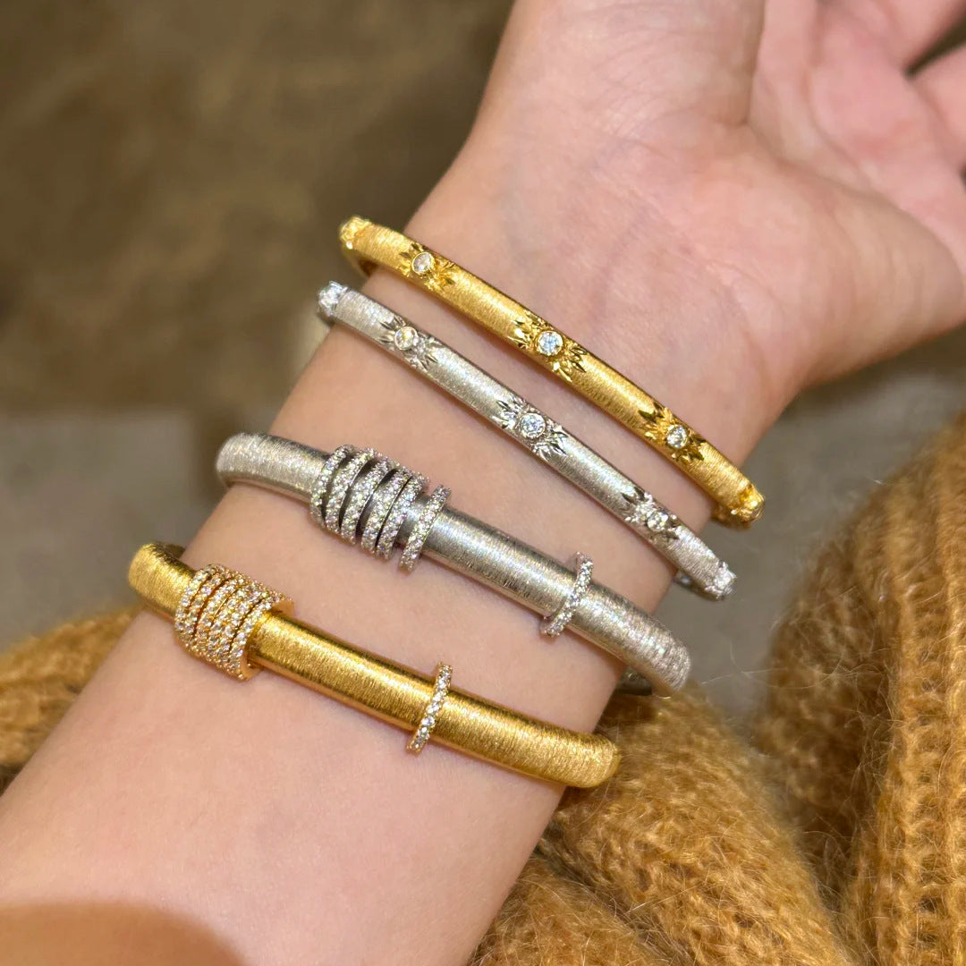 Golden Bracelet with Lucky Turn Pull-Thread Craftsmanship, High-End Luxury Wristband