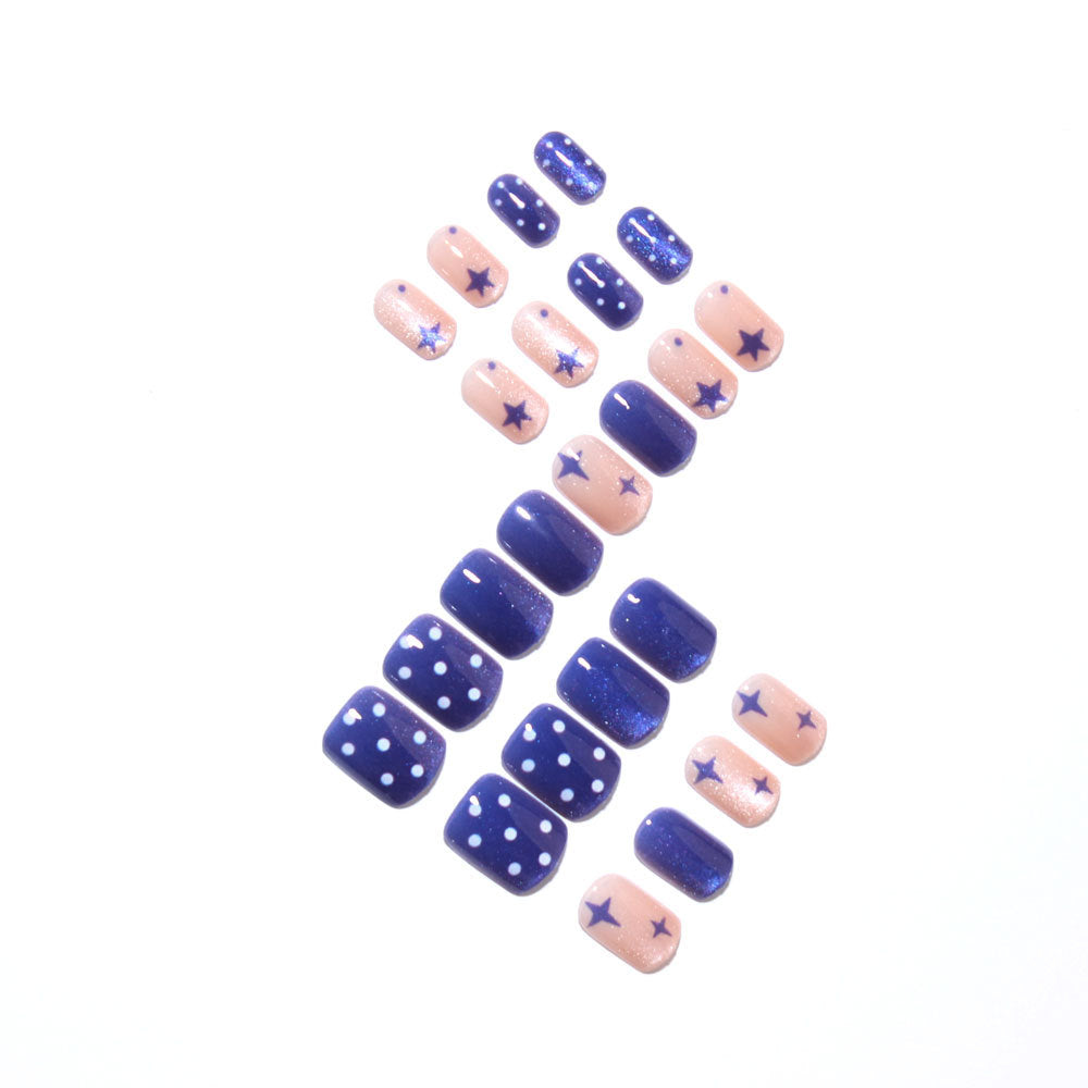 Klein blue star cat's eye nails