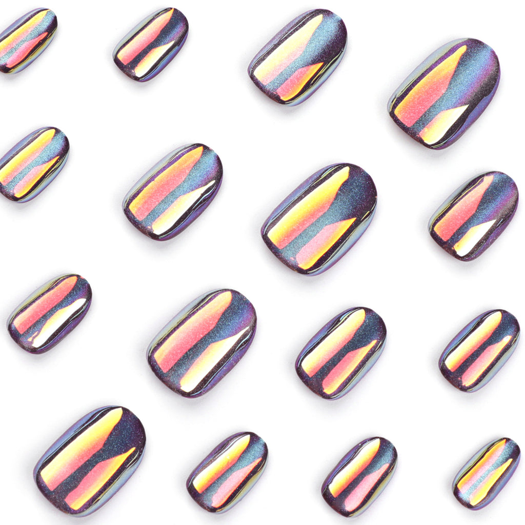 Short cat-eye nails