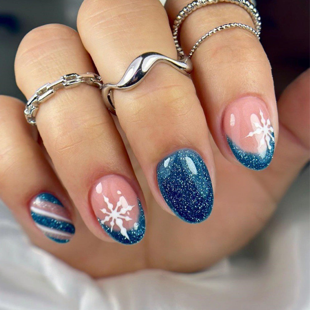 Snowflake nails