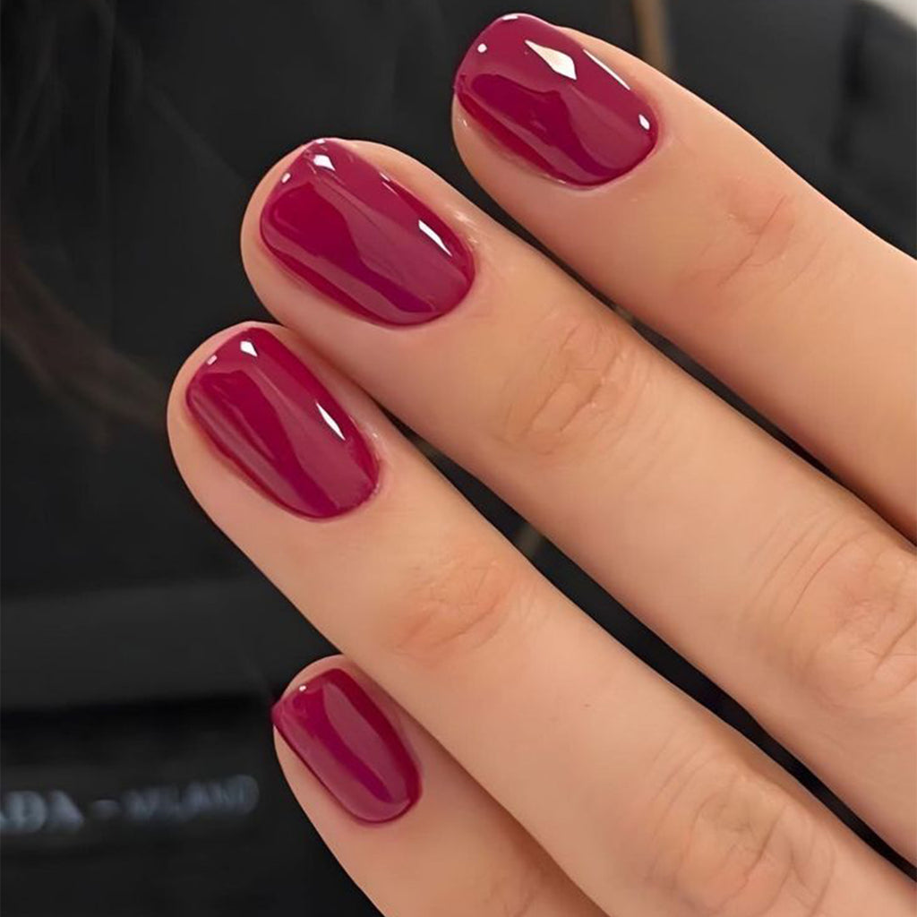 Simple rose red nails