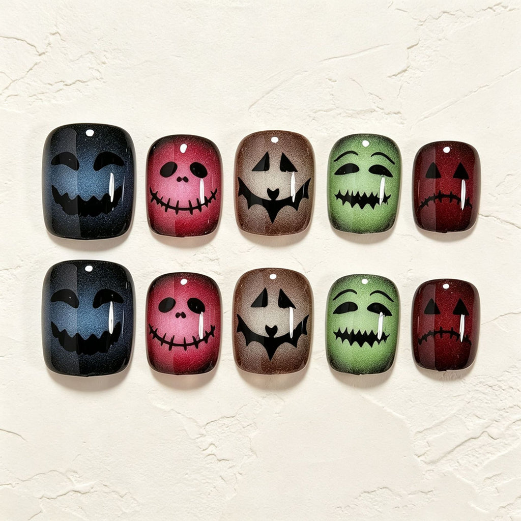 Devil cat's eye nails
