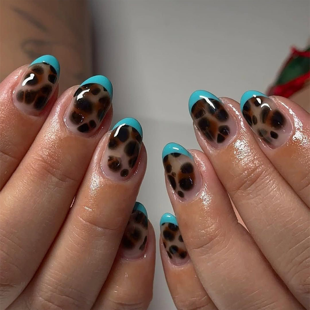 French Maillard nails