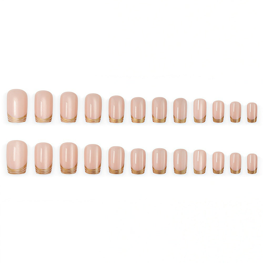 Moonlight gilded nails