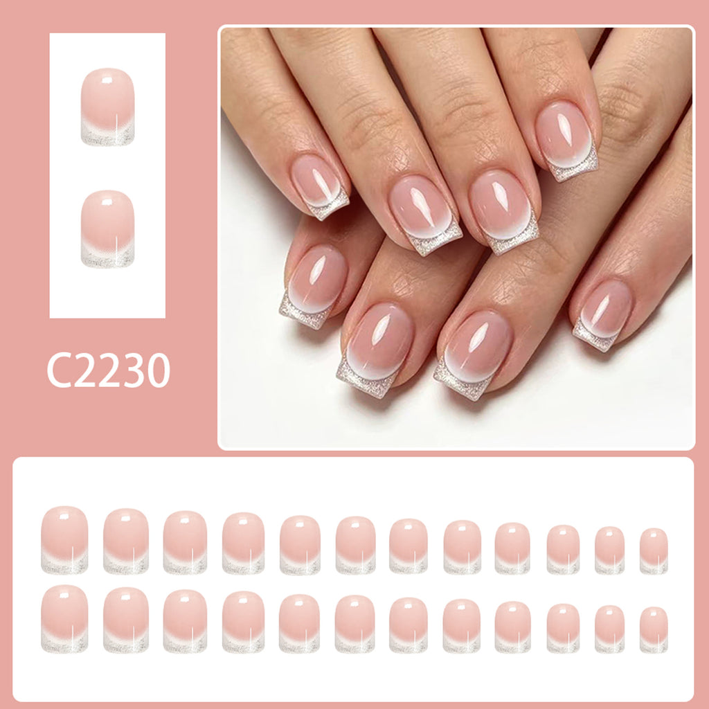 Silver cat-eye nails